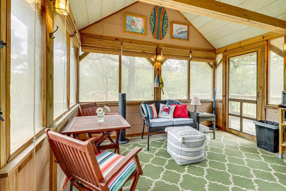 Hot Tub Haven: Creekside Cabin in Frisco! Cabin in Frisco
