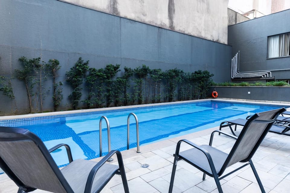 Pool view, Swimming pool, sunbed