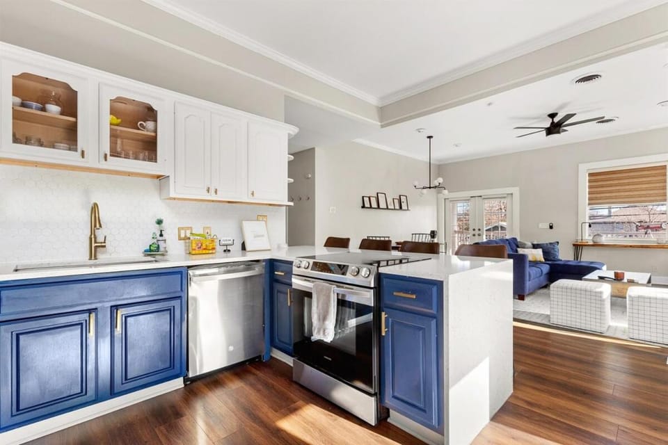 1920s Charm Steps from the Pearl & River Walk House in San Antonio
