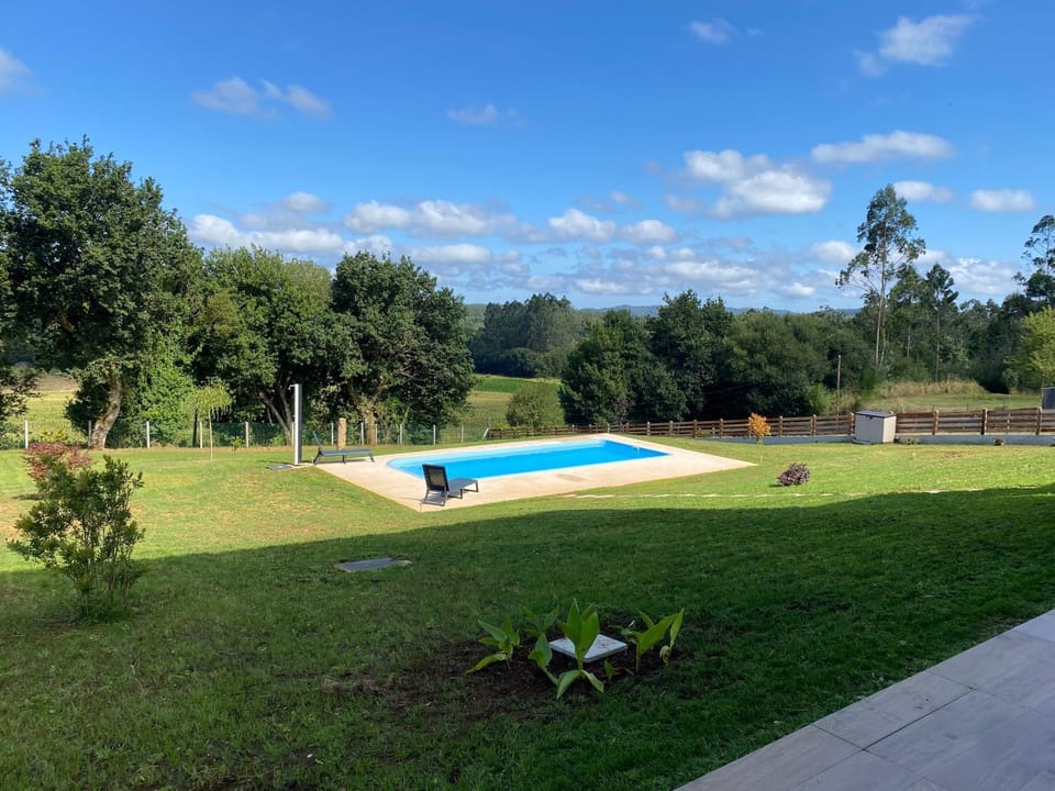 Garden, Swimming pool