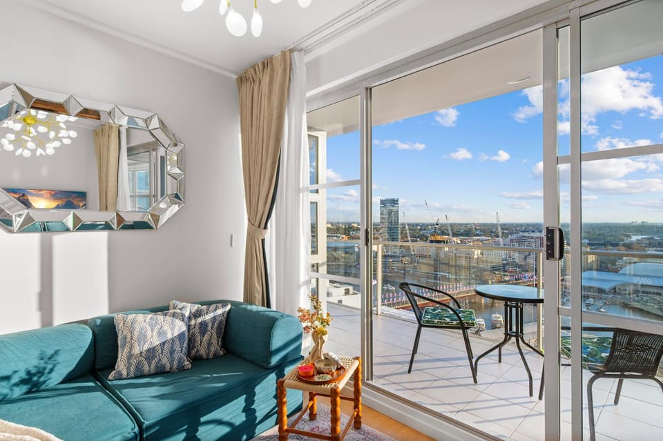 Urban Oasis Escape - Views丨Comfort丨Elegance Apartment in Sydney