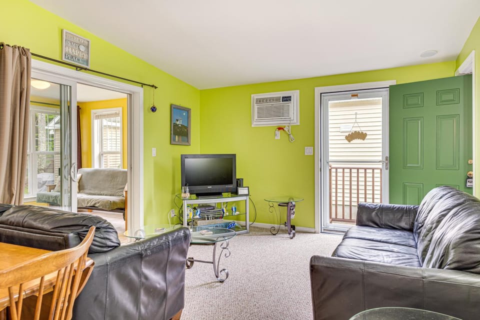 1 Mi to Beach: Cottage w/ Pool Access in Wells House in Wells