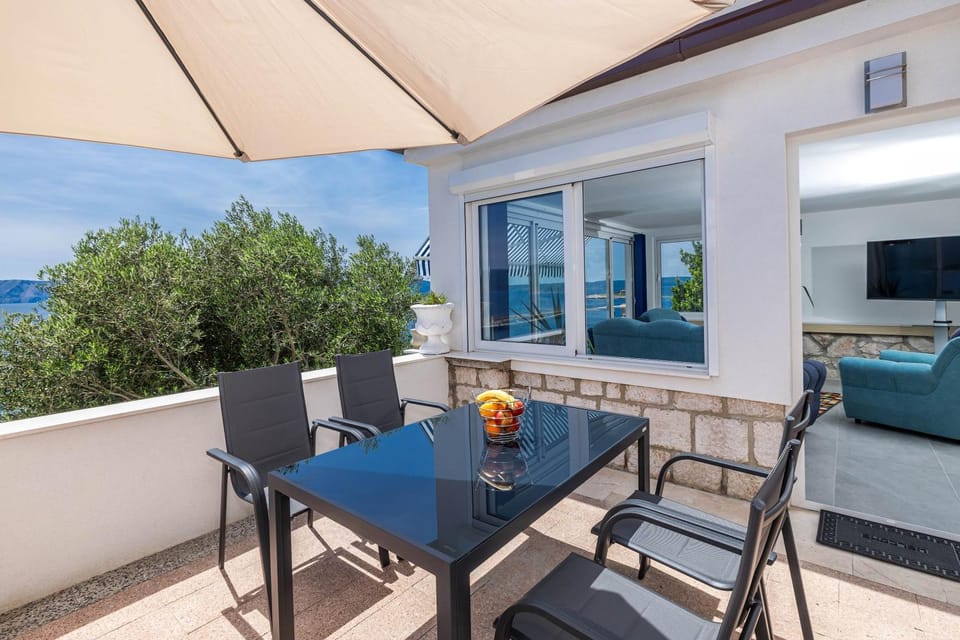 View (from property/room), Balcony/Terrace