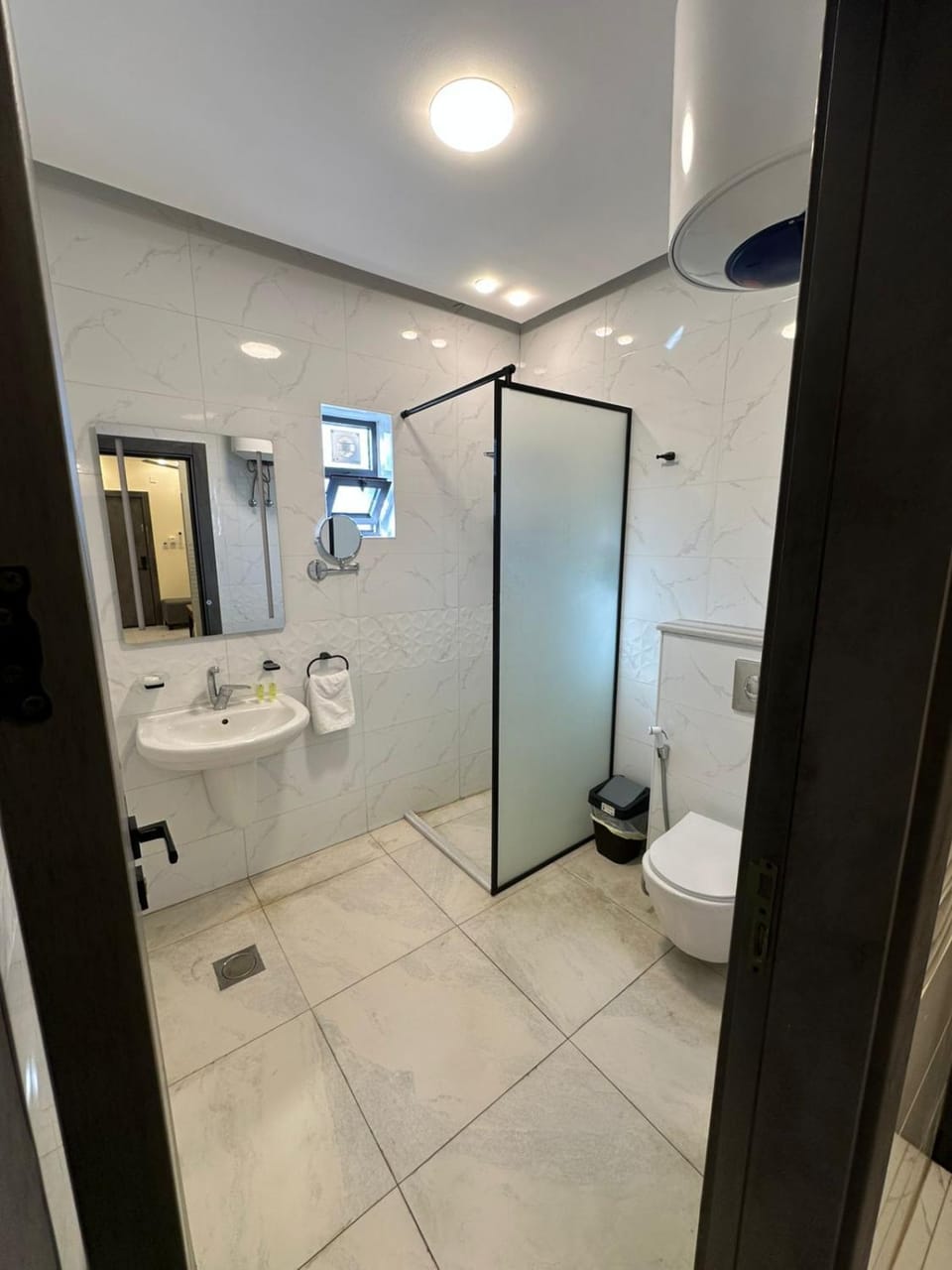 Shower, Toilet, Bathroom, bidet