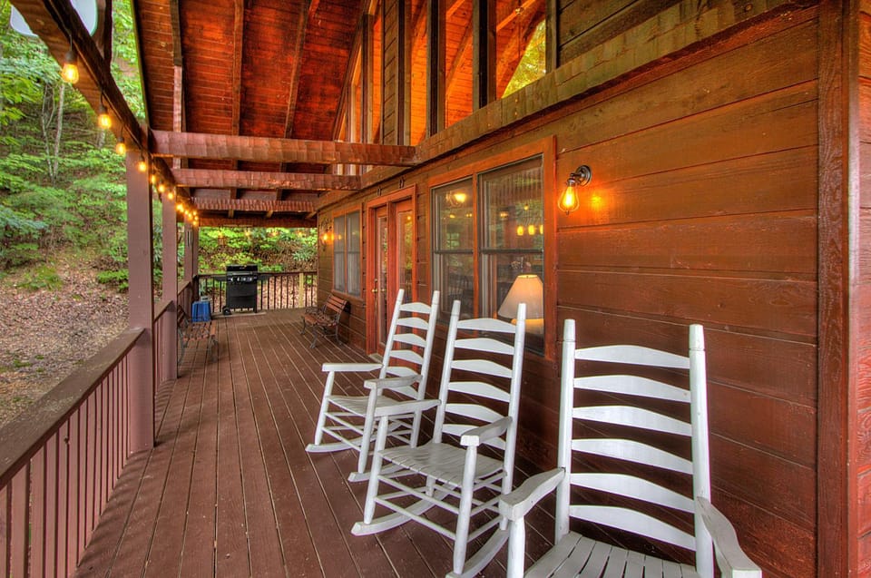 Peek-A-View Chalet in Sevier County