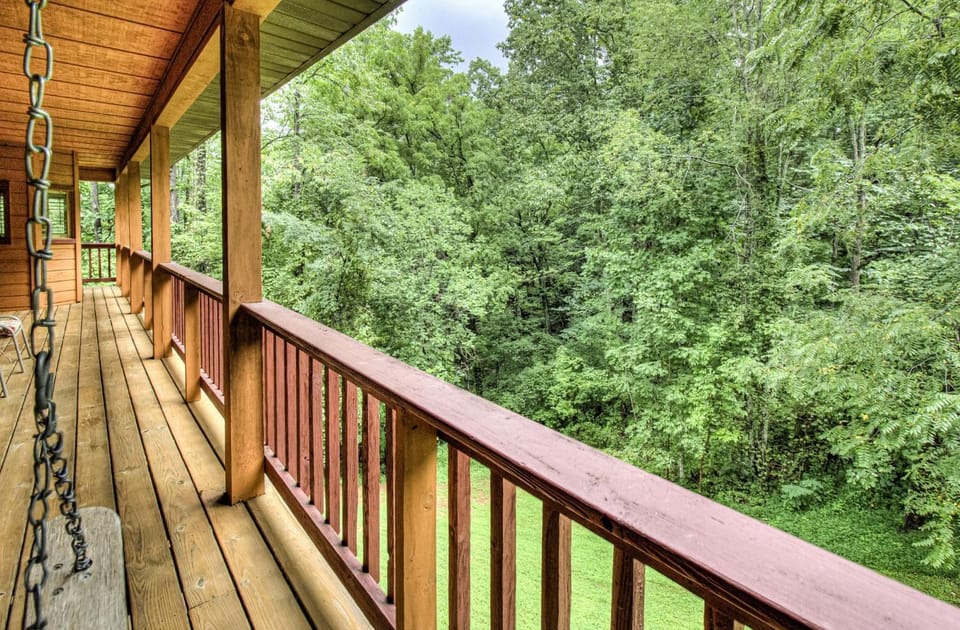 Bear Retreat Chalet in Sevier County