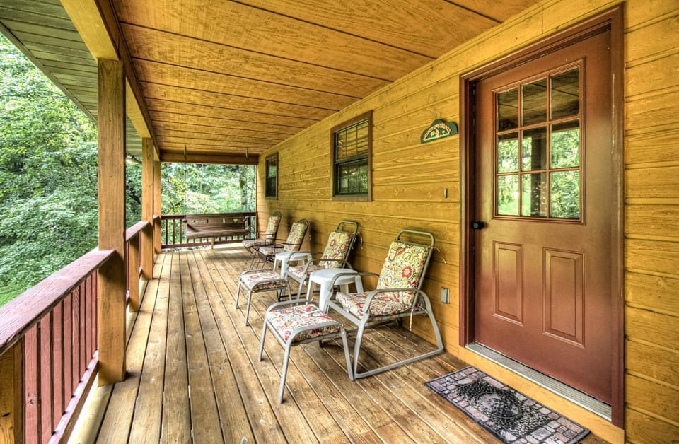 Bear Retreat Chalet in Sevier County