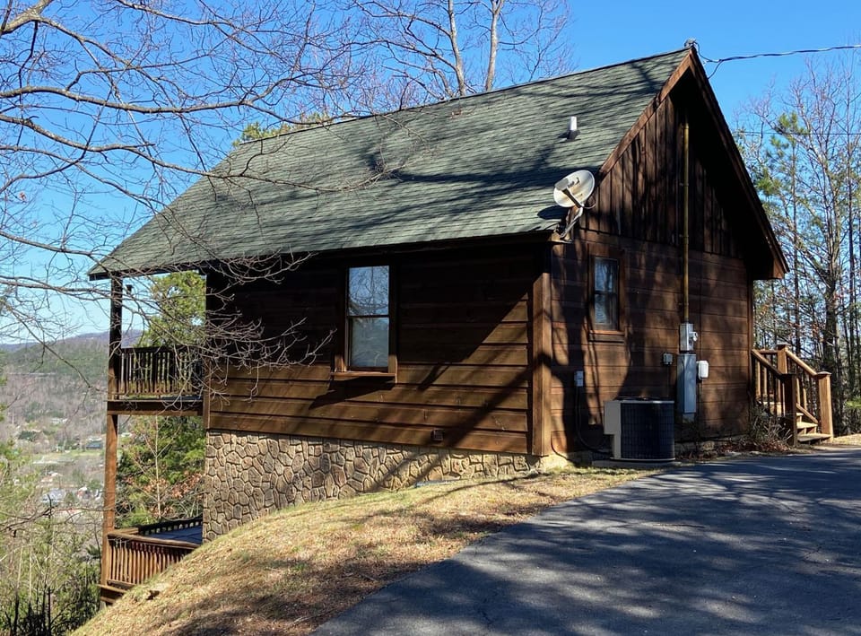 Skydance Lodge Chalet in Sevier County