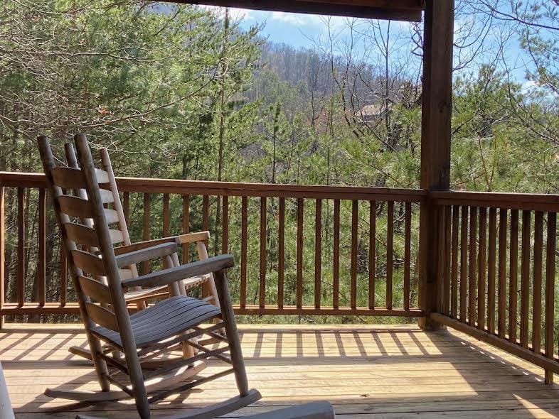 Skydance Lodge Chalet in Sevier County