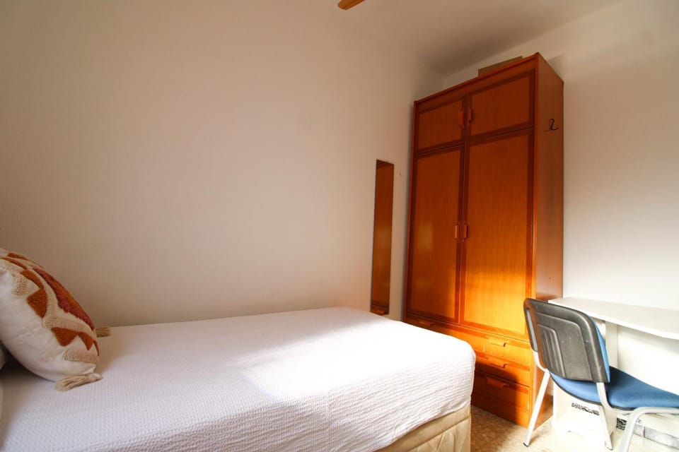 Bed, Bedroom, wardrobe
