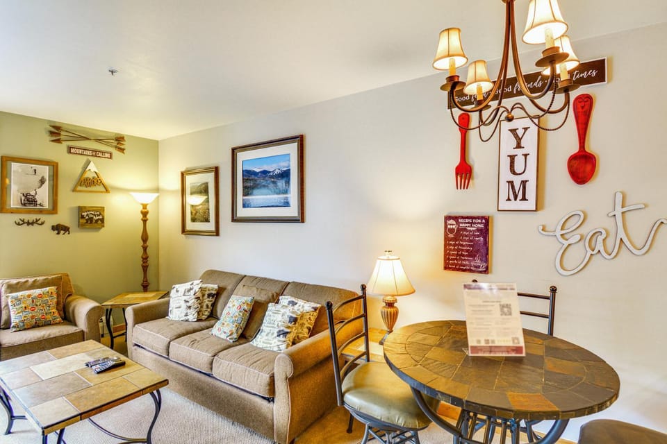 On-Site Gondola Access: Keystone Ski Condo House in Keystone