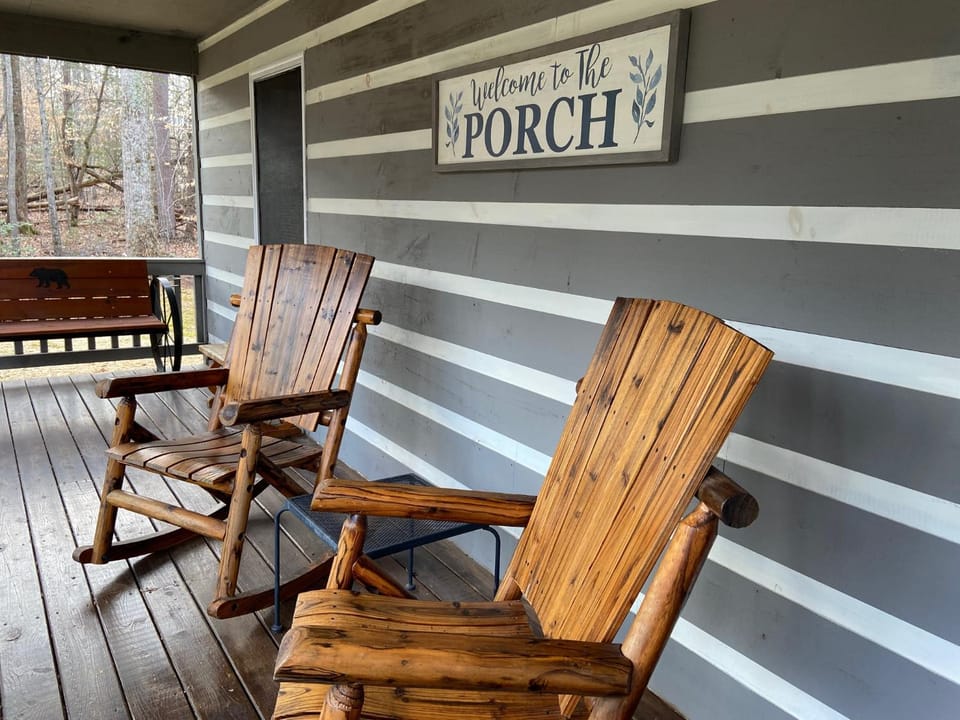 Heaven's Hideaway Chalet in Sevier County