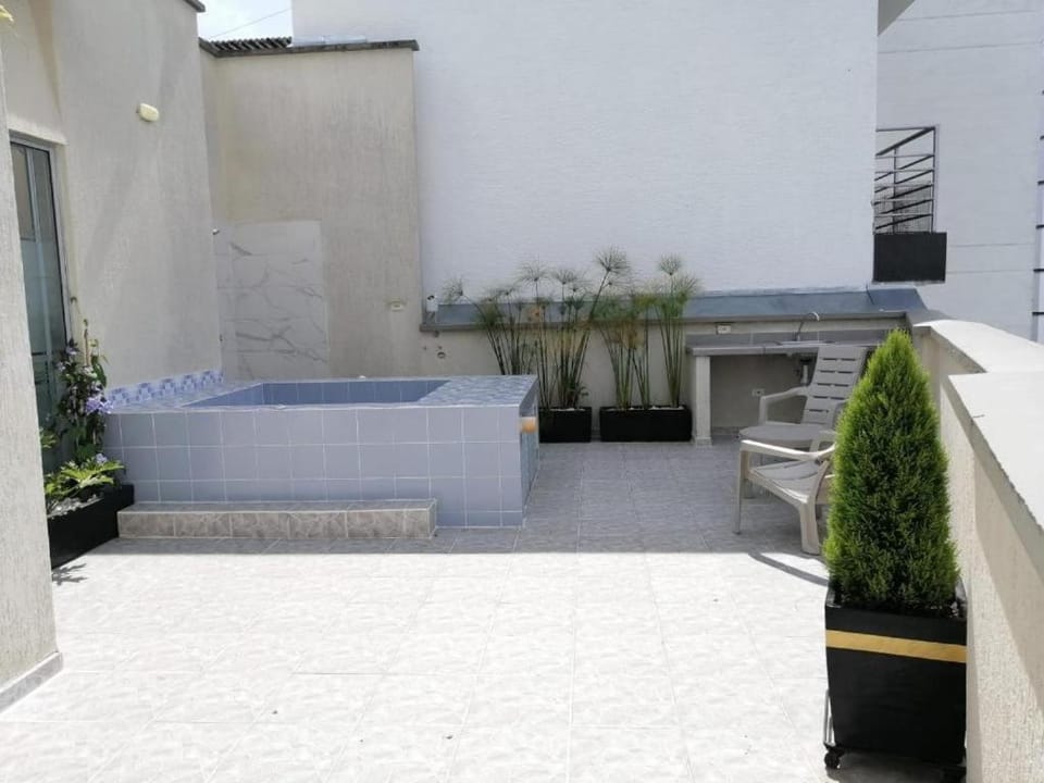 Hot Tub, Balcony/Terrace