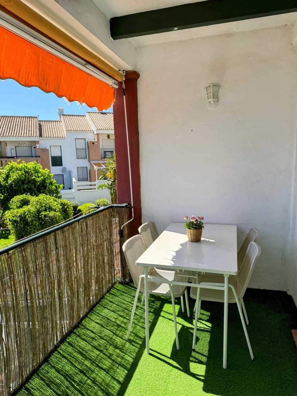 View (from property/room), Balcony/Terrace