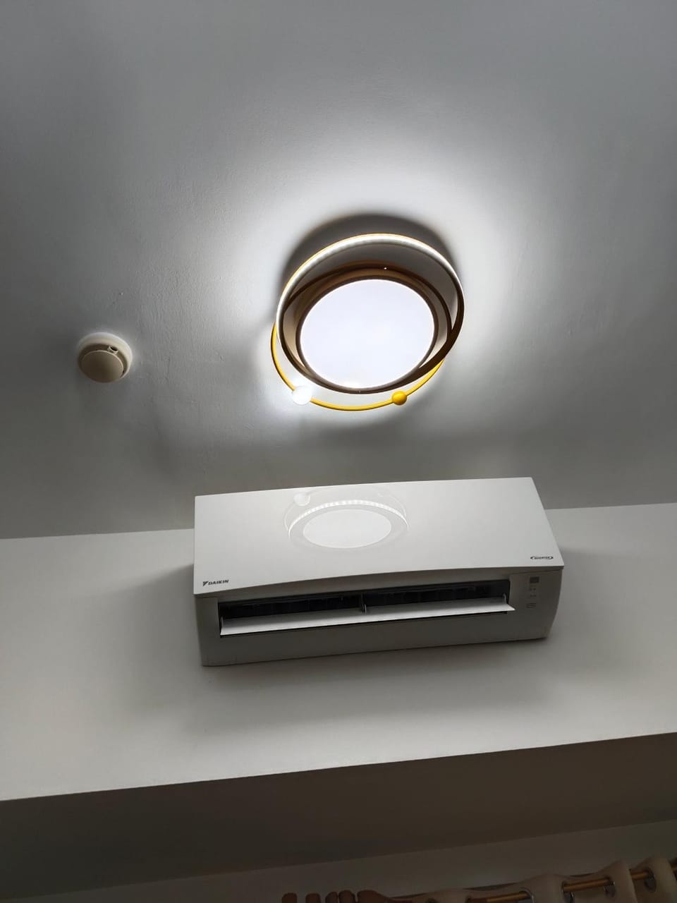 Bedroom, air conditioner