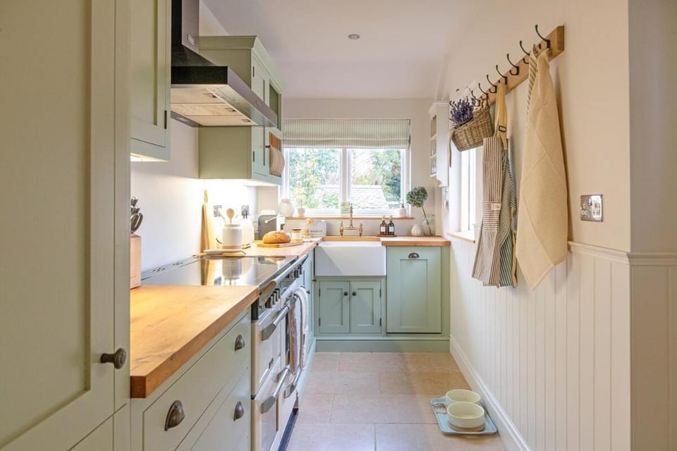 The Railway Cottage House in Charnwood