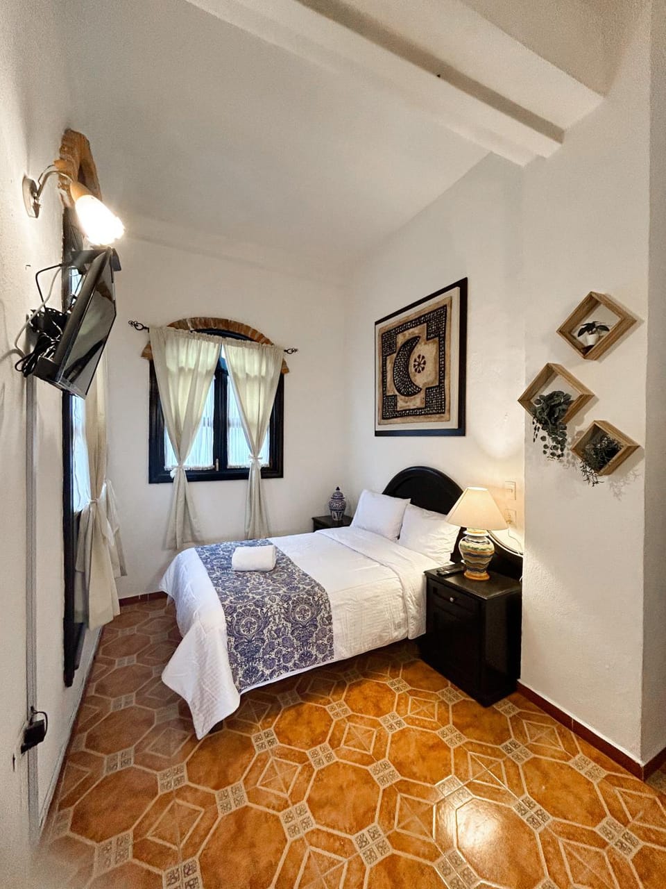 Bed, Photo of the whole room