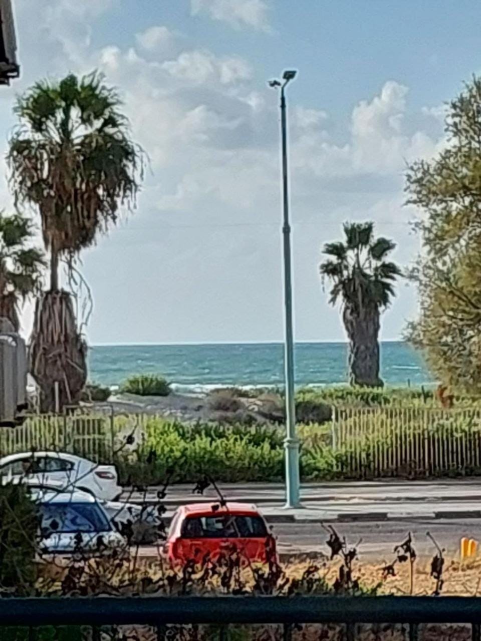 Neighbourhood, Natural landscape, Summer, Location, Parking