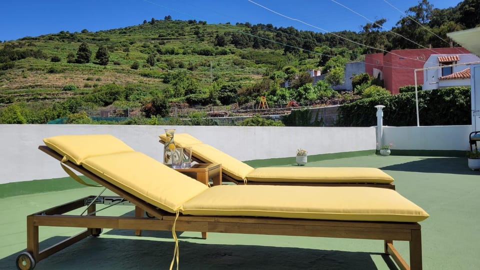 Balcony/Terrace, Mountain view, sunbed