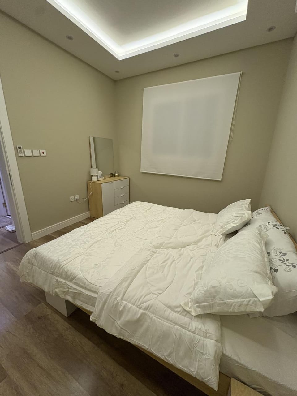 Bed, Photo of the whole room