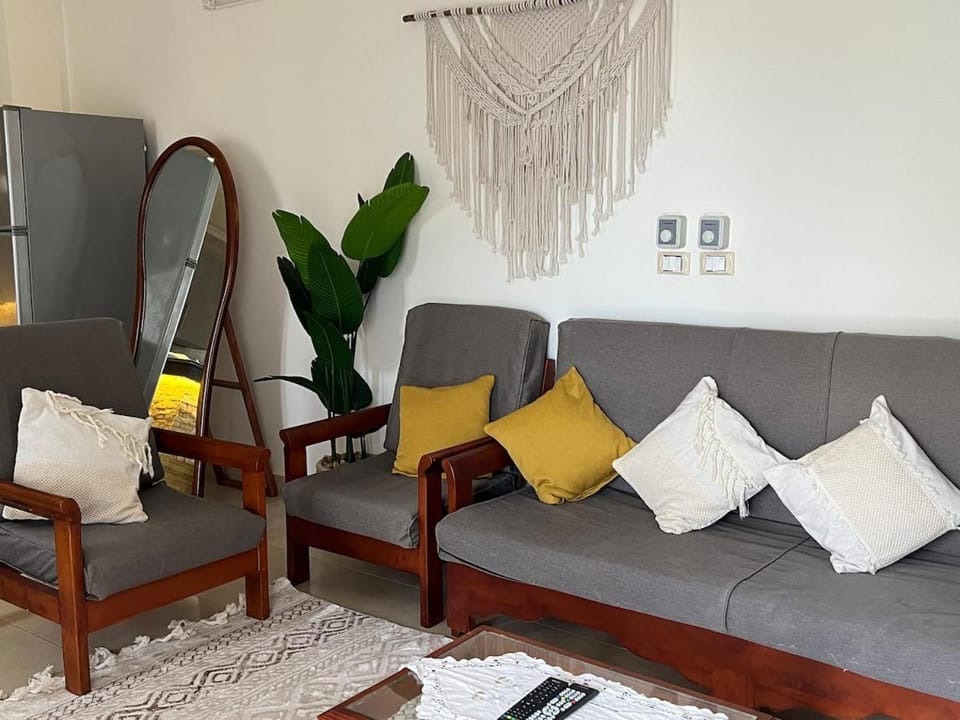 Renovated Chalet with Garden in North Coast near Marina Apartment in Egypt