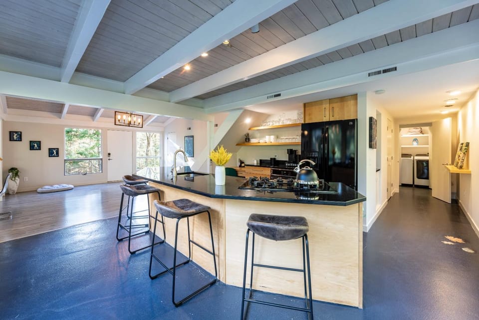 Dog-Friendly Eastman Community Resort House in Grantham
