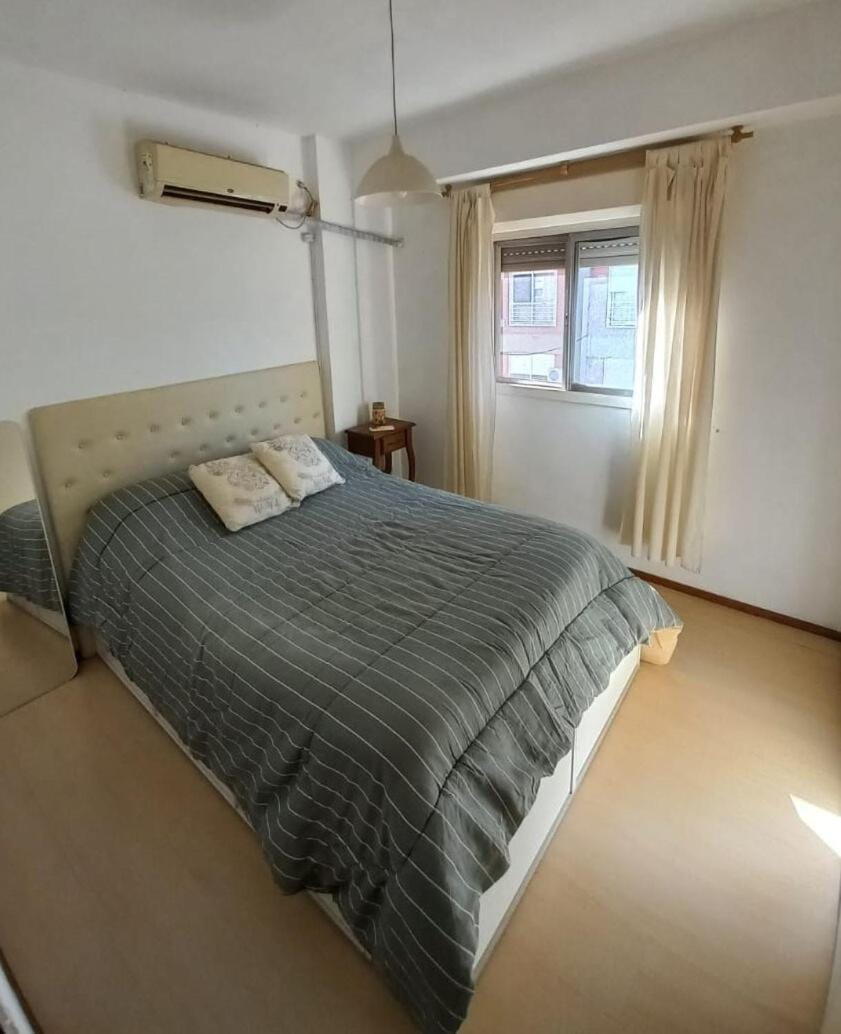 Bed, Bedroom, air conditioner