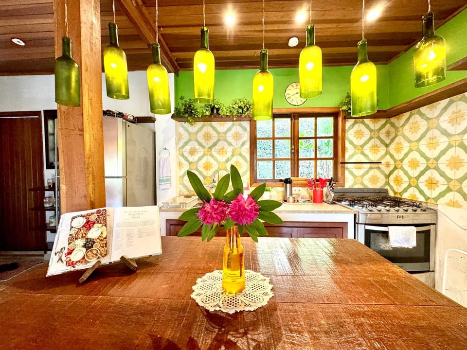 Refúgio de Luxo pra Viver Momentos Especiais House in State of Rio de Janeiro