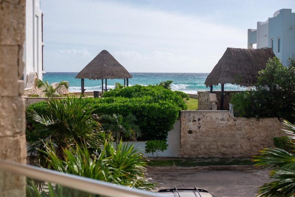 Nearby landmark, Day, Natural landscape, Balcony/Terrace, Beach, Sea view