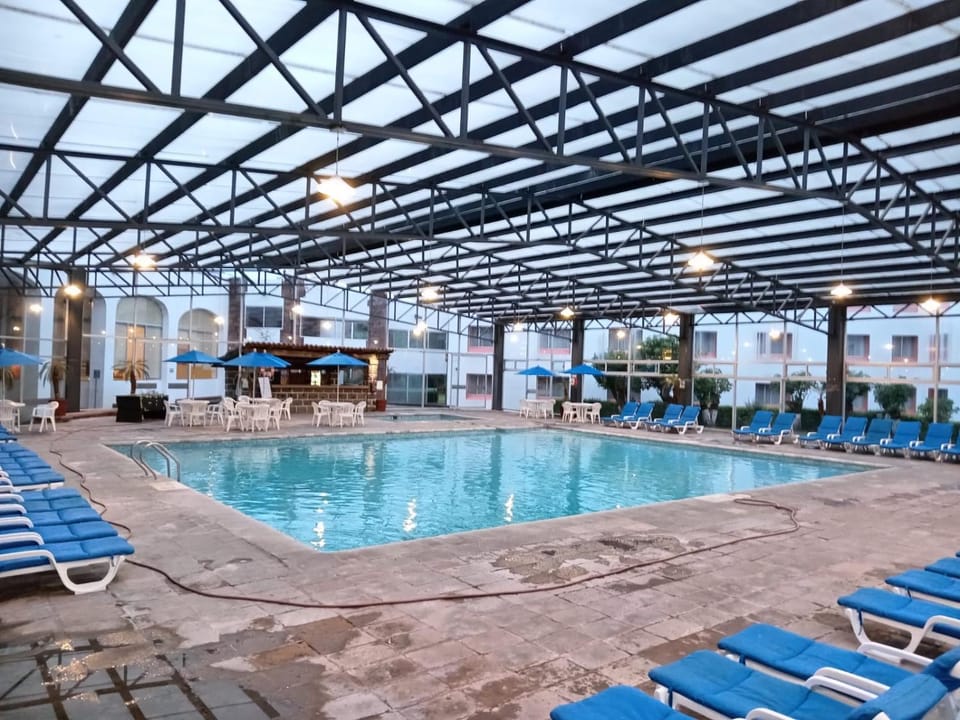 Swimming pool