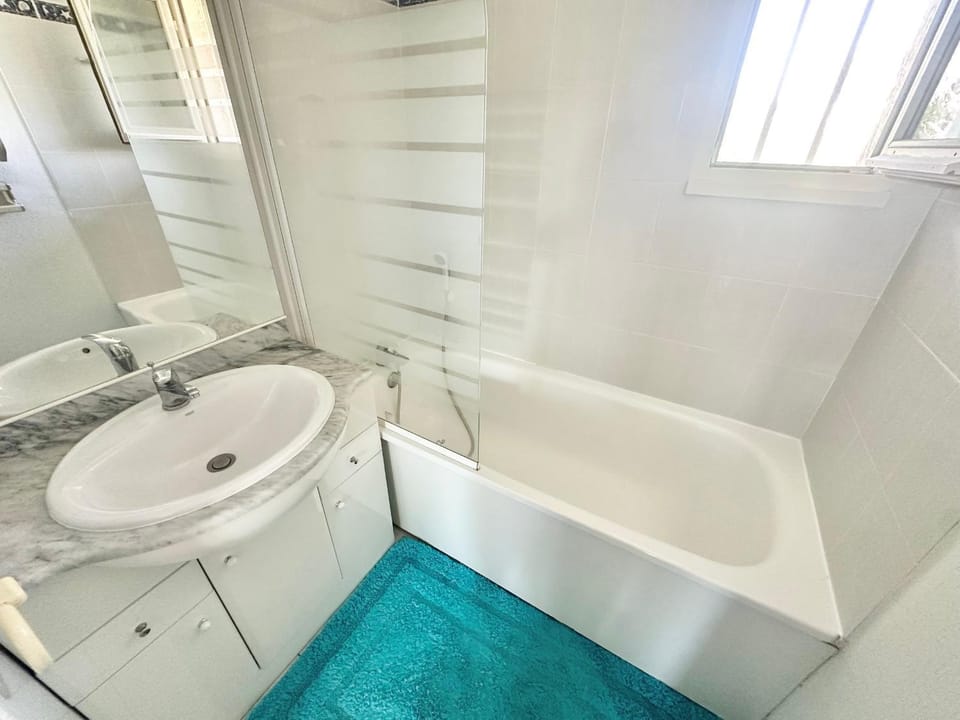 Location saisonnière pour 4 pers à Valras-Plage - FR-1-781-100 House in Occitanie