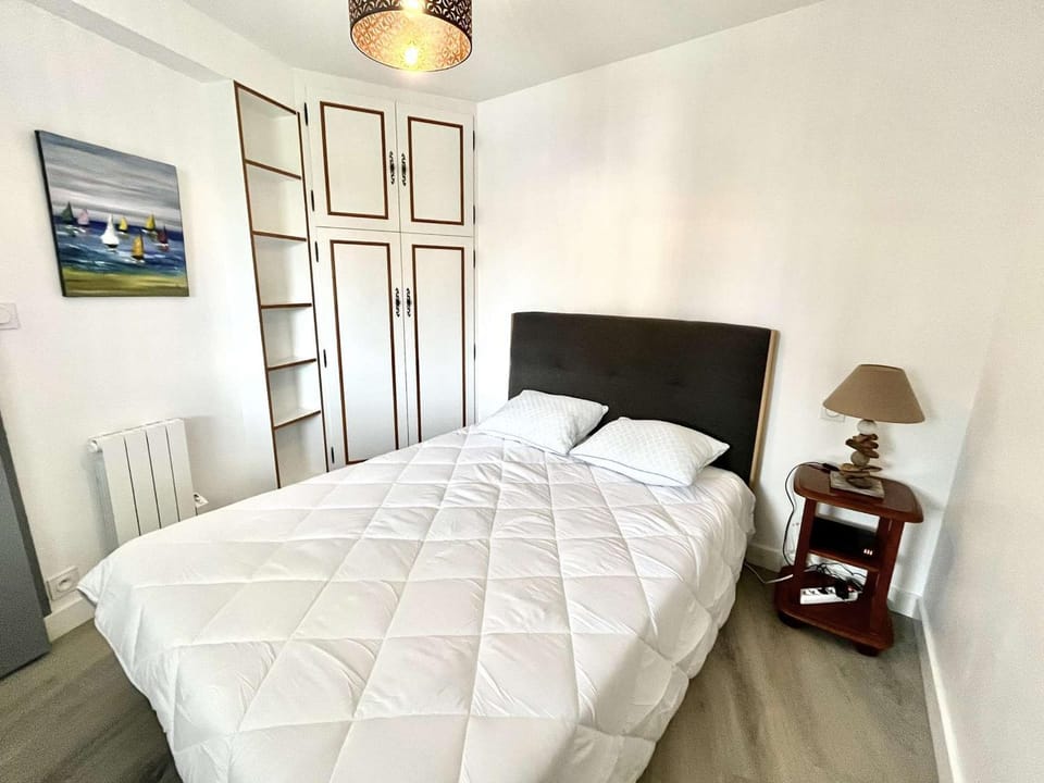 Étel - Appartement 3 pièces lumineux avec balcon et parking privé - FR-1-479-232 Apartment in Étel