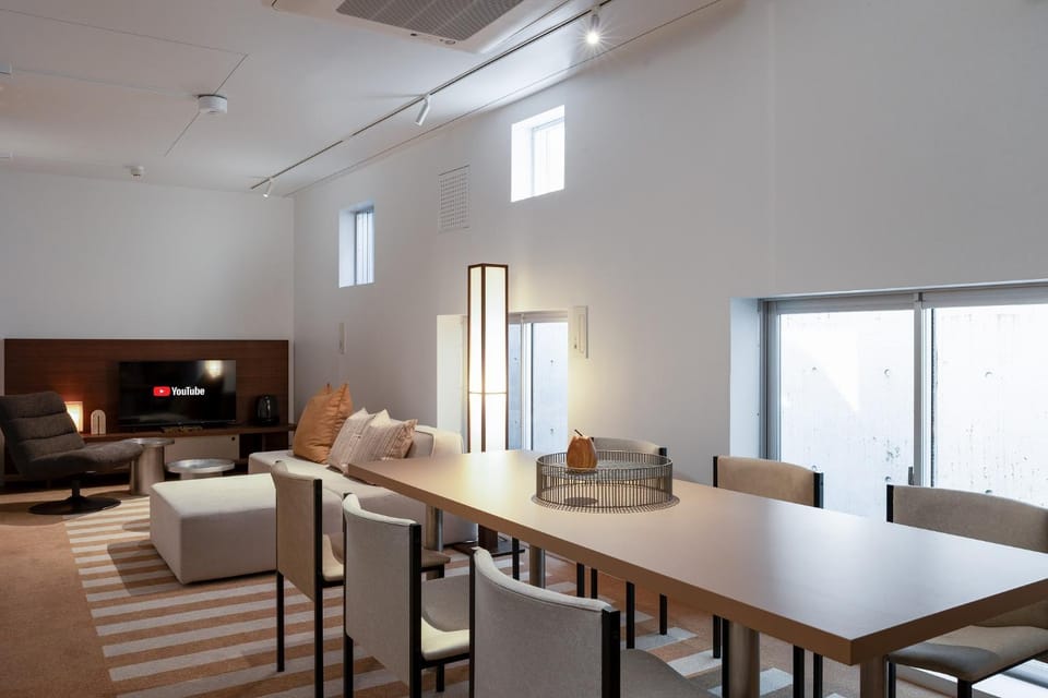 TV and multimedia, Living room, Dining area