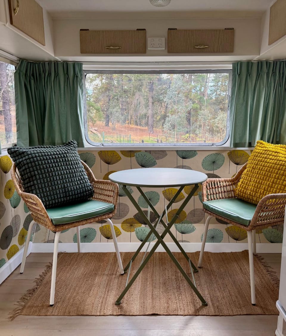 Castlemaine Gardens Vintage 60's Caravan Luxury tent in Castlemaine