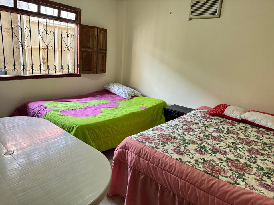 La Casita del Sol House in Manabí Province