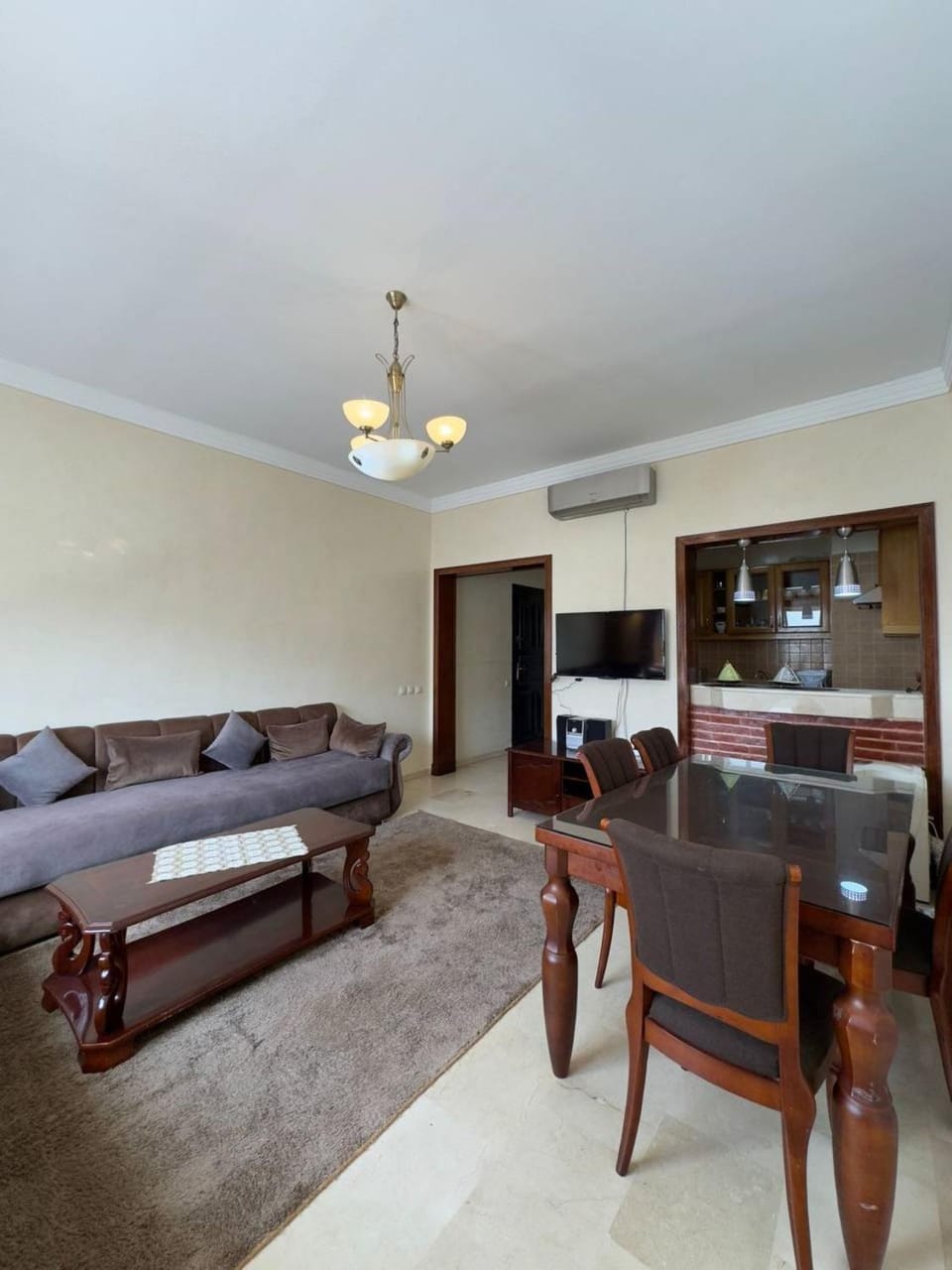 Living room, Dining area