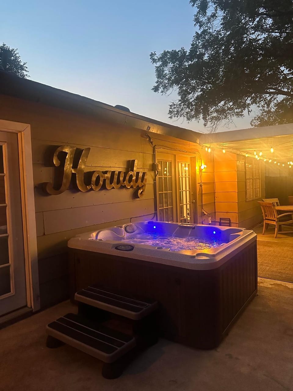 Patio, Night, Hot Tub, Decorative detail, Seating area