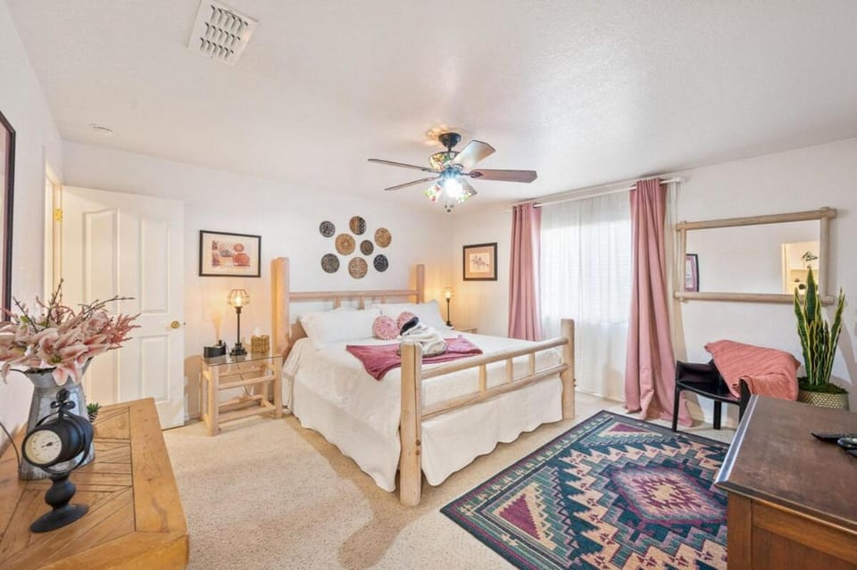 Bed, Bedroom