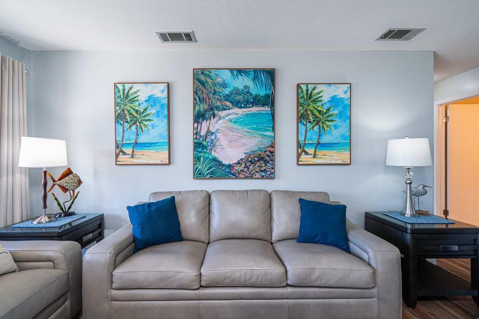 Beachfront Joy - Sandpiper Cove 5 Pools & Beach House in Destin