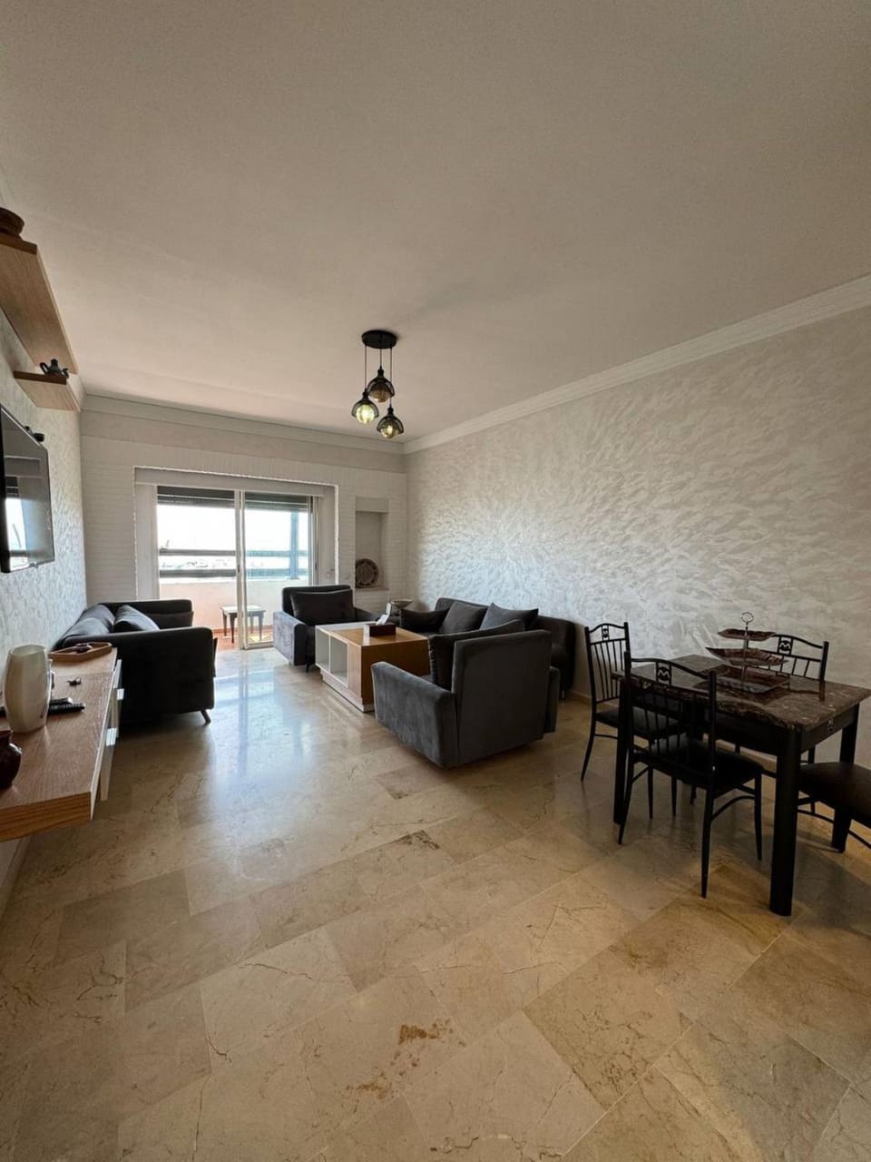 Activities, Coffee/tea facilities, Balcony/Terrace, Living room, acessibility, air conditioner