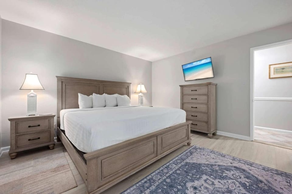 Gulf View Getaway at Crystal Villas House in Destin