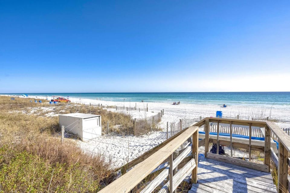 Gulf View Getaway at Crystal Villas House in Destin