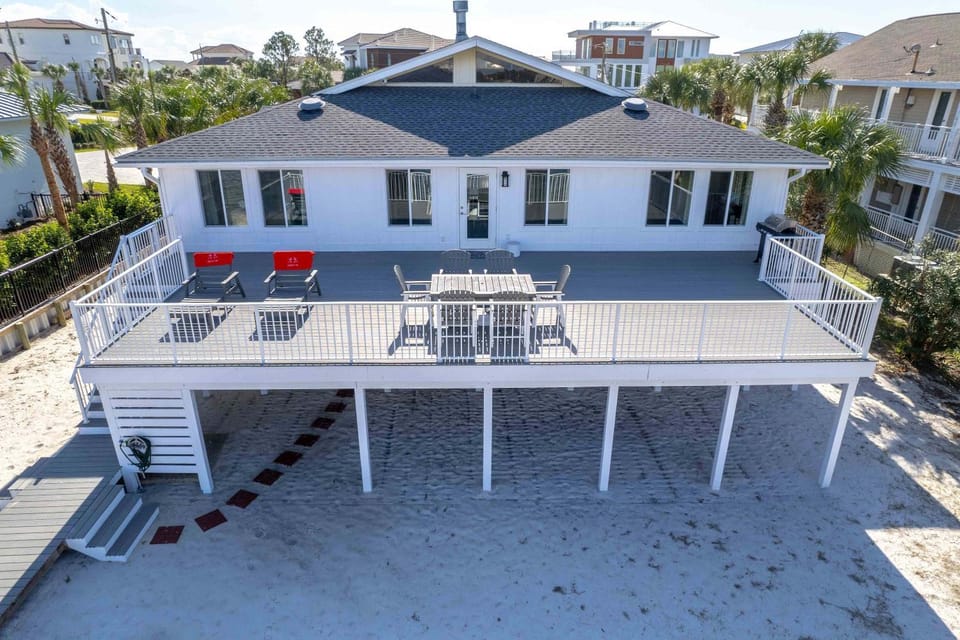Harbor Seahorse - Outdoor Deck & Boat Dock House in Destin