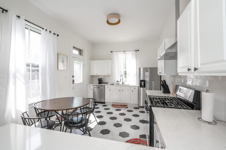 Historical John H Dickman House House in Covington