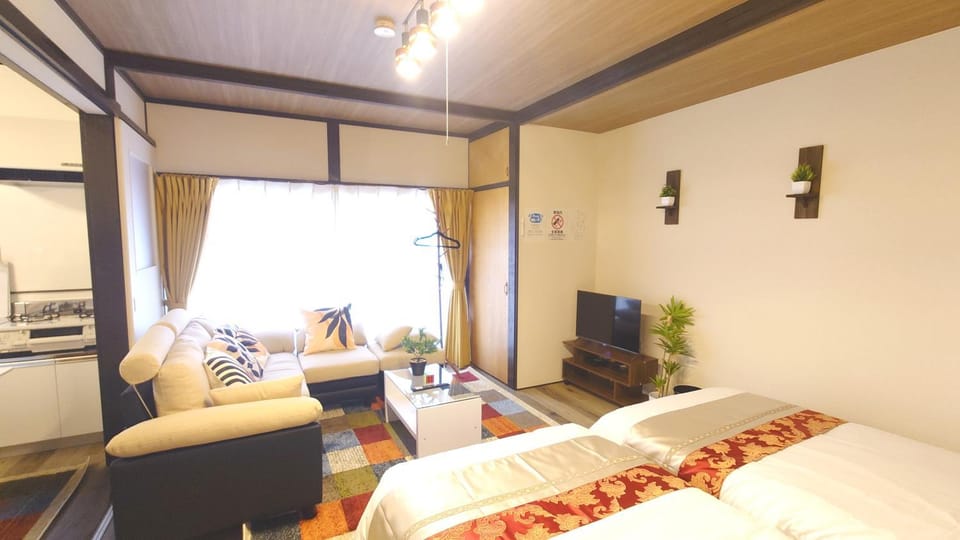 Communal lounge/ TV room, TV and multimedia, Living room, Diving