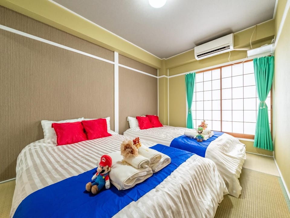 Bed, Photo of the whole room, Bedroom, towels, air conditioner