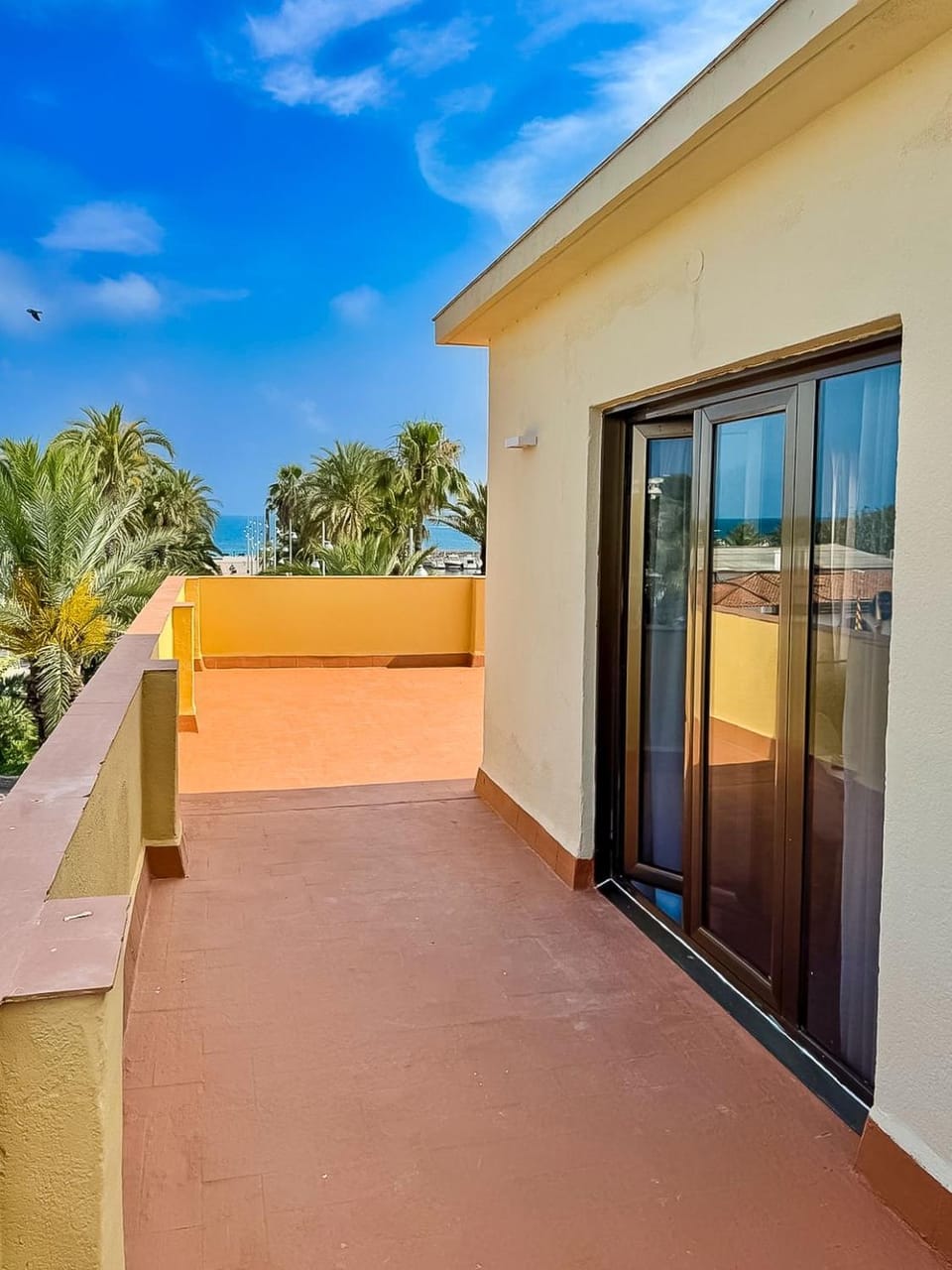 APARTBEACH ATICO SALOU y VISTAS CLUB NAUTICO Apartment in Salou
