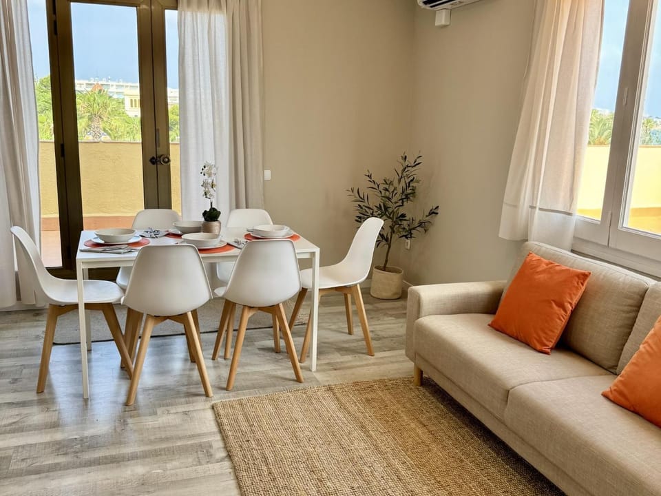 APARTBEACH ATICO SALOU y VISTAS CLUB NAUTICO Apartment in Salou