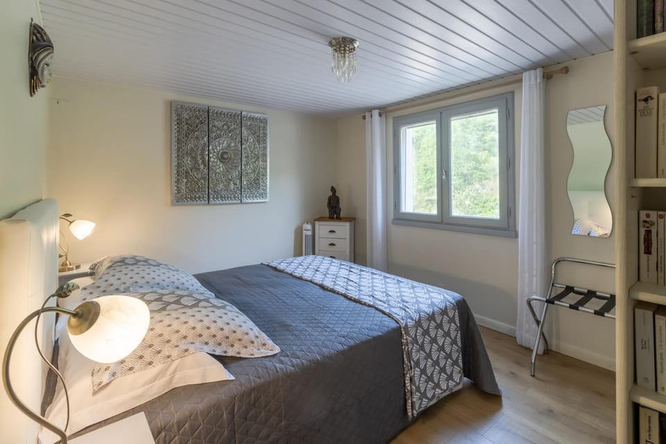 Living room, Bedroom