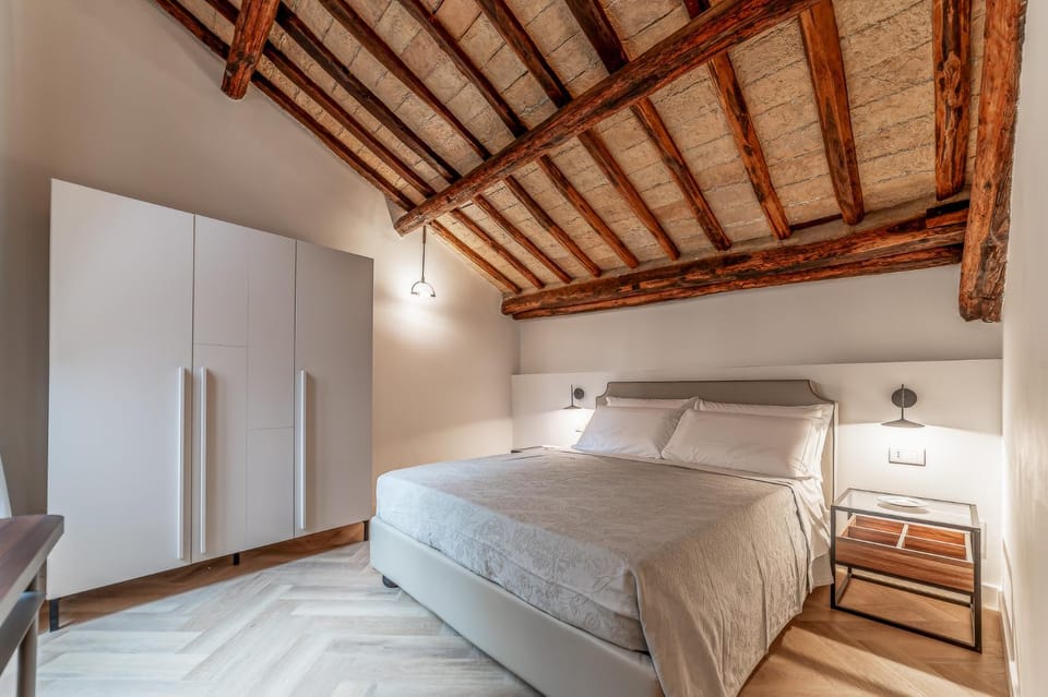Bed, Photo of the whole room, Bedroom, wardrobe